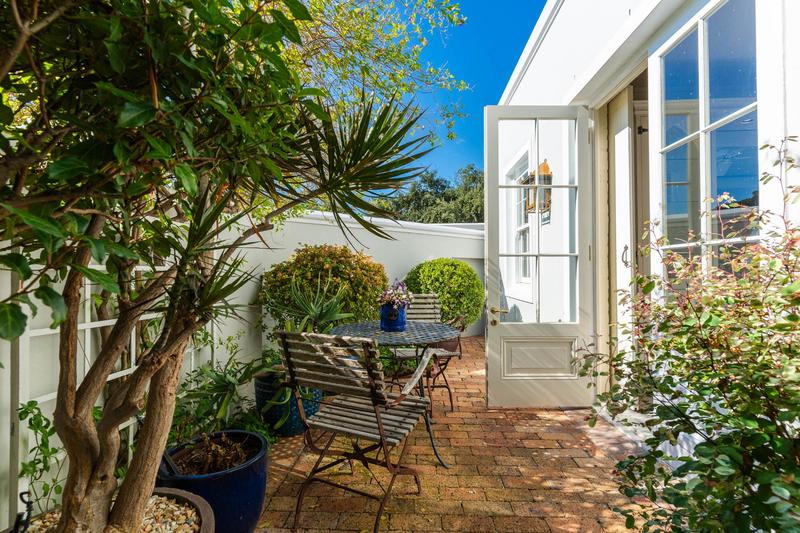 4 Bedroom Property for Sale in Steenberg Estate Western Cape